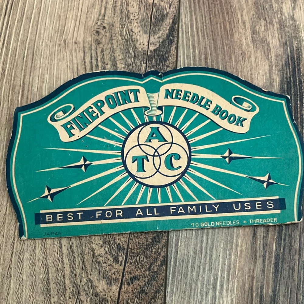 Vintage Finepoint Needle Book